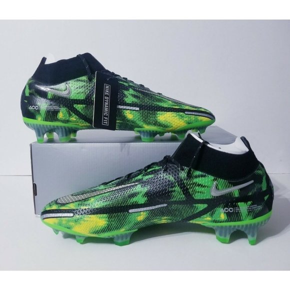 Athletic_Shoes